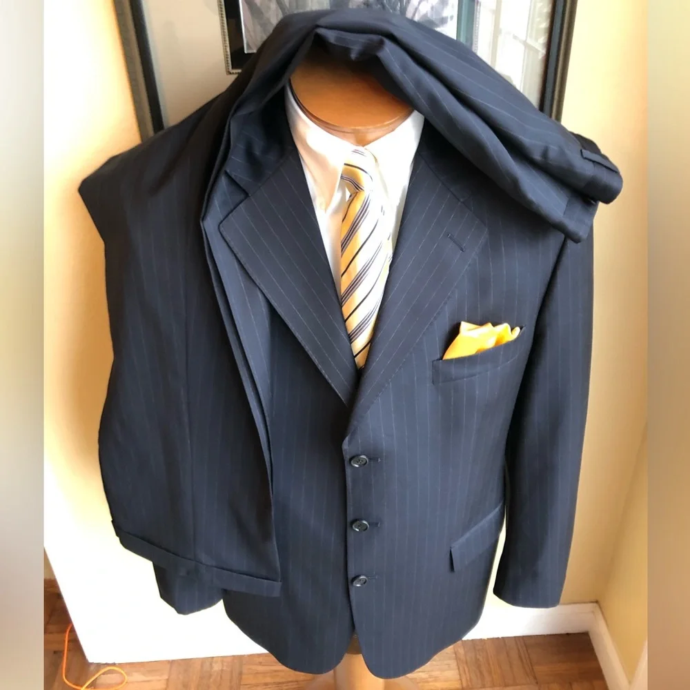 Emilio Yuste Wool 2 Piece Navy Blue Pinstripe Suit Size 42R Slacks W35” L29.5”